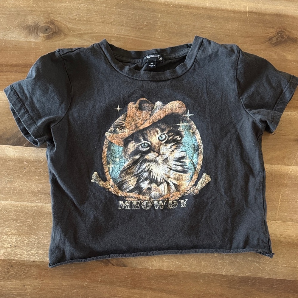 Originality Cat Graphic Tee girls size M